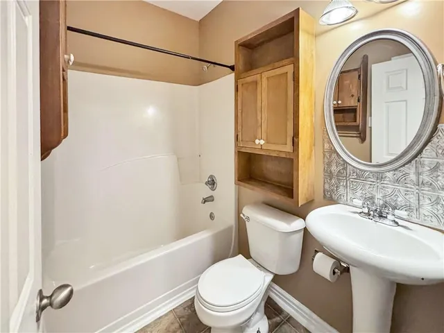 a view of wooden floor in a balcony