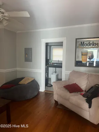 $1,650 | 811 East 1st Street, Greenville, NC 27858