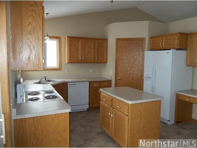 833 Fox Trail Buffalo, MN 55313 - Photo 3 of 11 Gallery Image 3