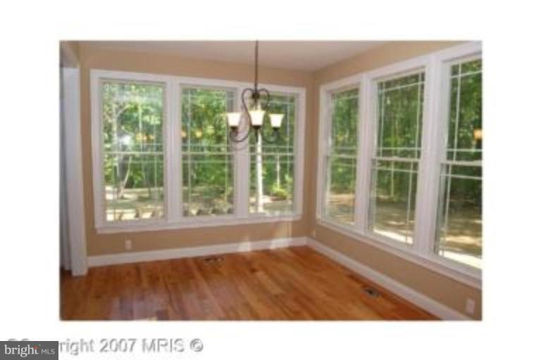 6508 Detrick Road Mount Airy, MD 21771 - Photo 8 of 30 Bright & Open