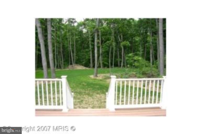 6508 Detrick Road Mount Airy, MD 21771 - Photo 10 of 30 Trex deck