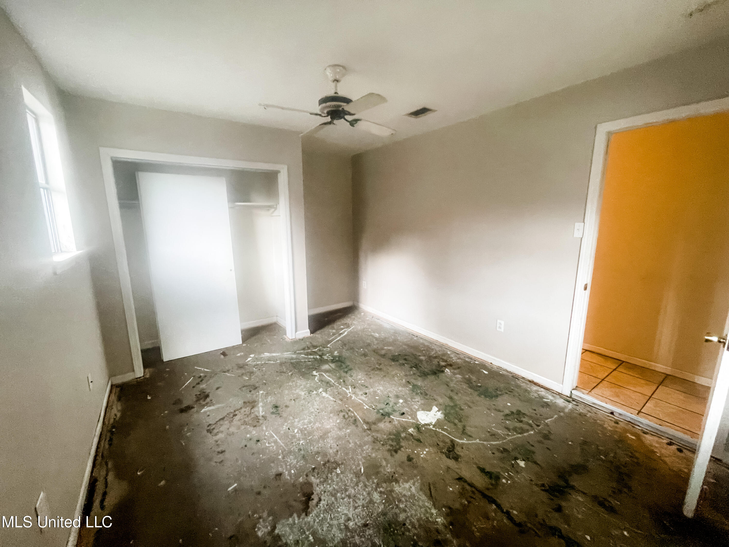 4100 Delmar Circle Moss Point, MS 39563 - Photo 10 of 31 IMG_0771
