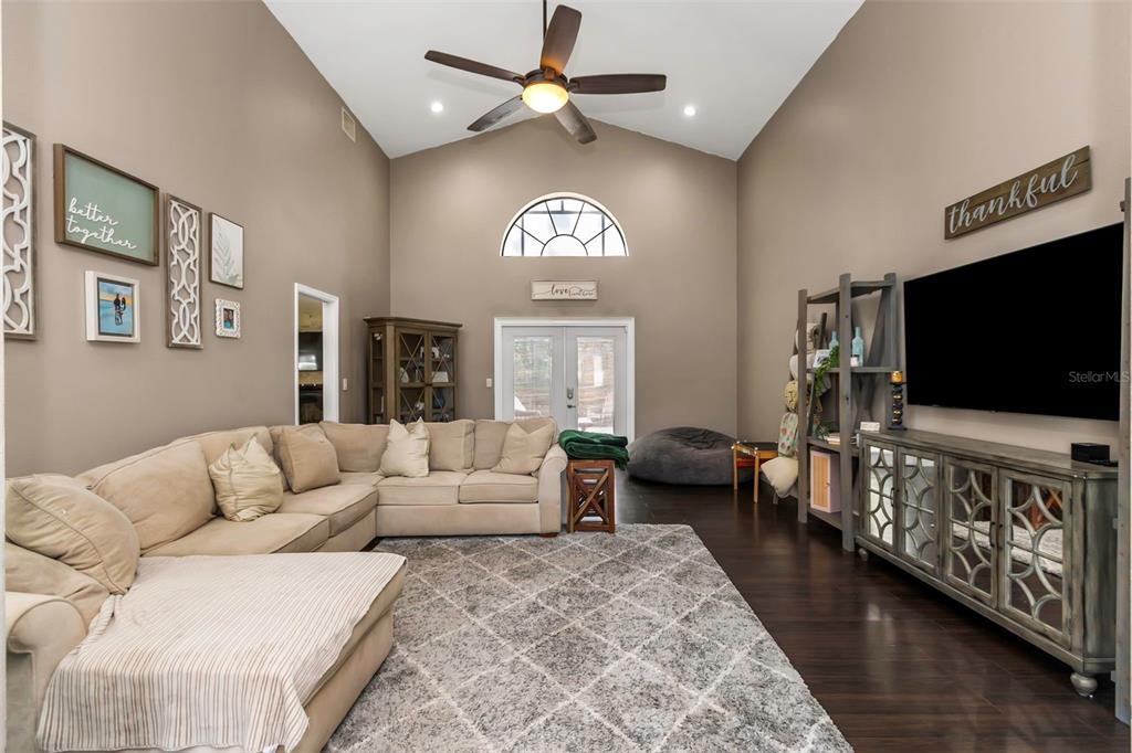 6007 Fall River Drive New Port Richey, FL 34655 - Photo 9 of 72