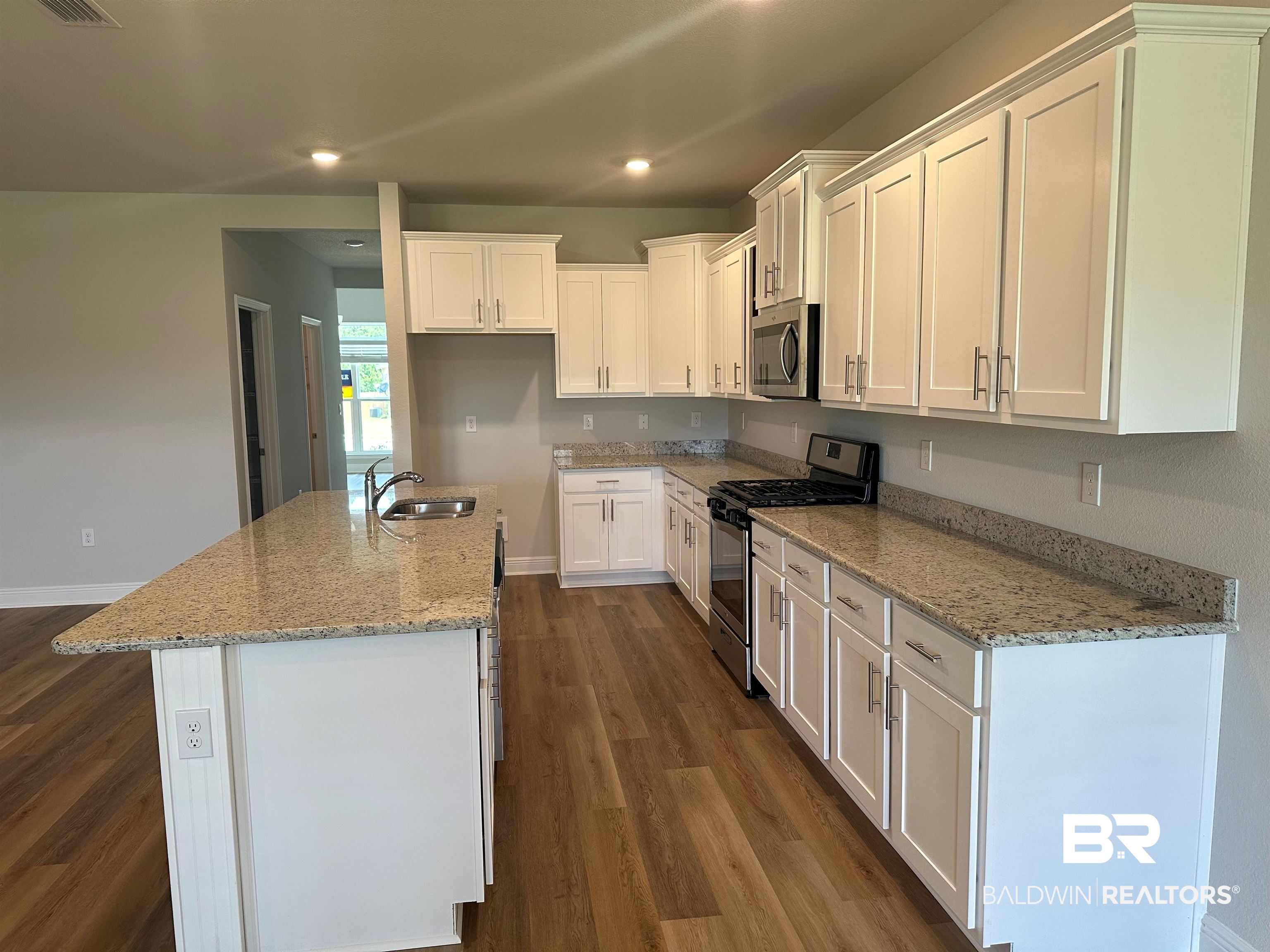 8862 Calverton Street, Unit 116 Foley, AL 36535 - Photo 4 of 21 Kitchen