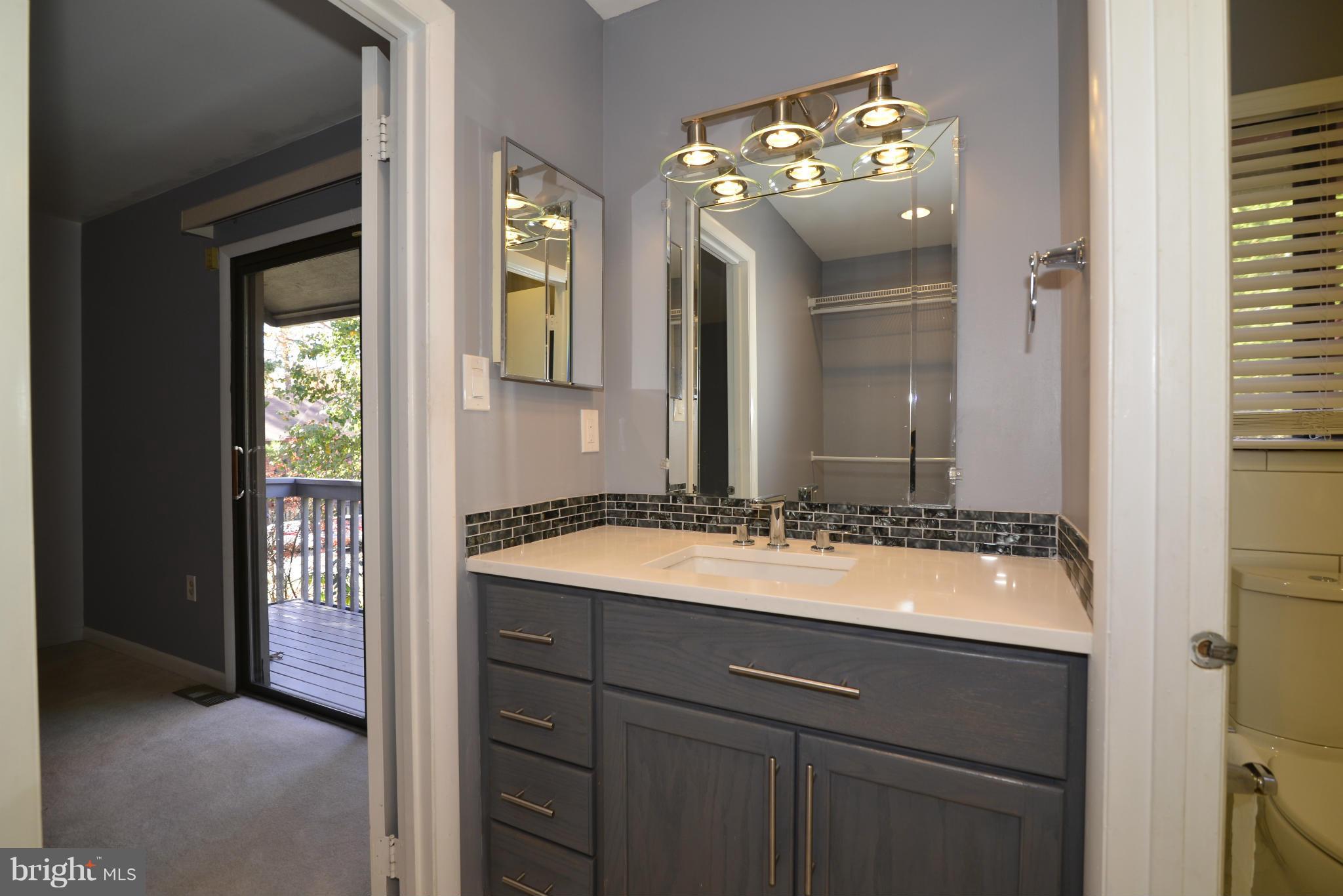 1898 Winterport Cluster Reston, VA 20191 - Photo 17 of 24 Bath (Master)