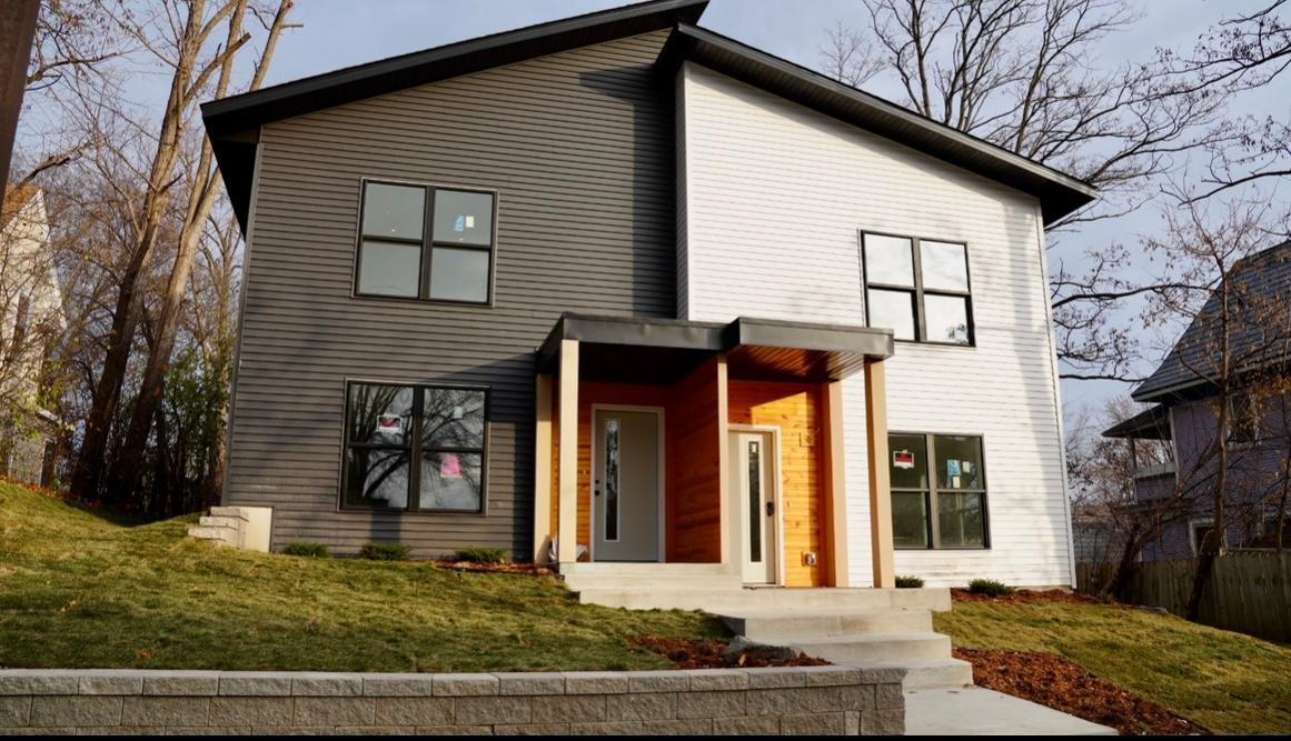 810 Atlantic Street St. Paul, MN 55106 - Photo 1 of 1
