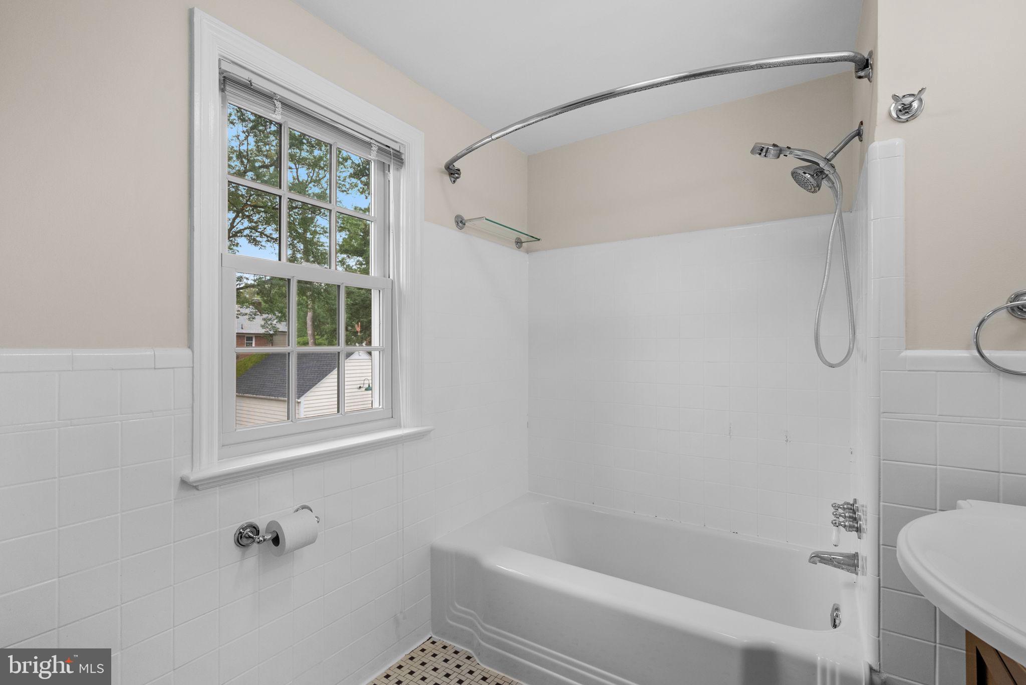 4615 Drexel Road College Park, MD 20740 - Photo 26 of 48 Shower in Full Bath