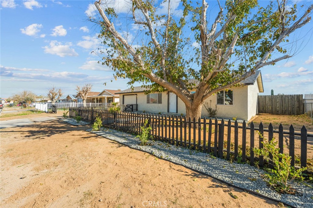 18215 Cherimoya Road Adelanto, CA 92301 - Photo 20 of 46