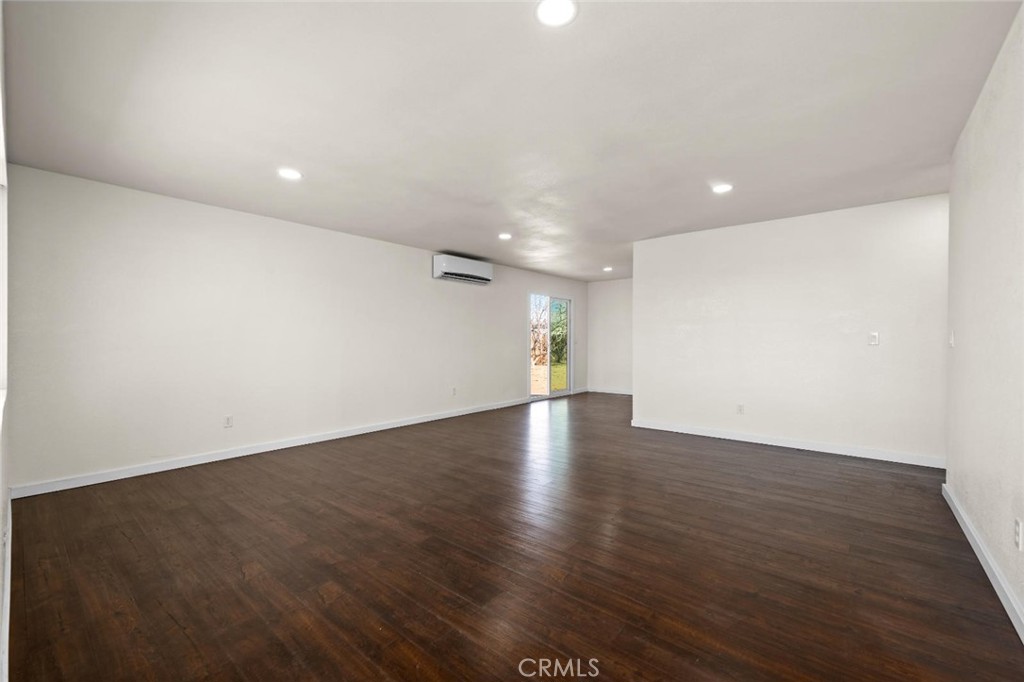 18215 Cherimoya Road Adelanto, CA 92301 - Photo 5 of 46