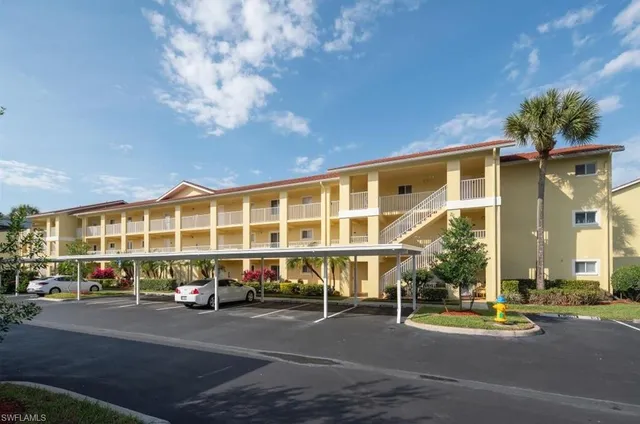 $3,000 | 8297 Key Royal Lane, Unit 331, Naples, FL 34119