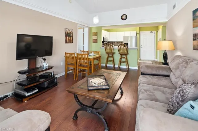 $3,000 | 8297 Key Royal Lane, Unit 331, Naples, FL 34119