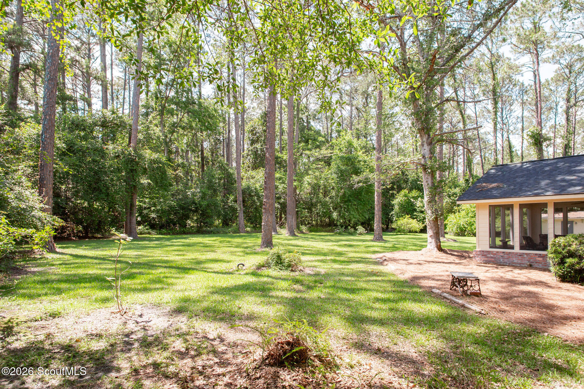 1075 Wildwood Road Waycross, GA 31503 - Photo 6 of 49 3F8A9530