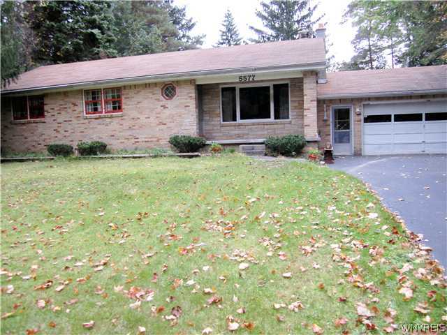5577 Draudt Road Orchard Park, NY 14127 - Photo 1 of 1 Exterior Front