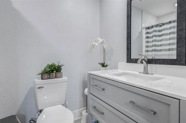 $300,000 | 1210 Wilma Lois Avenue, Pasadena, TX 77502