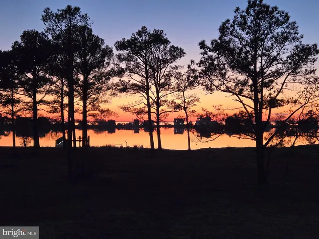 $650,500 | 2508 Old House Point Road, Fishing Creek, MD 21634