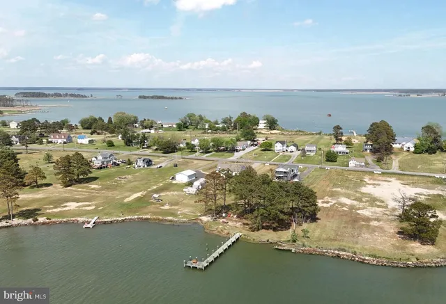 $650,500 | 2508 Old House Point Road, Fishing Creek, MD 21634