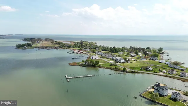 $650,500 | 2508 Old House Point Road, Fishing Creek, MD 21634