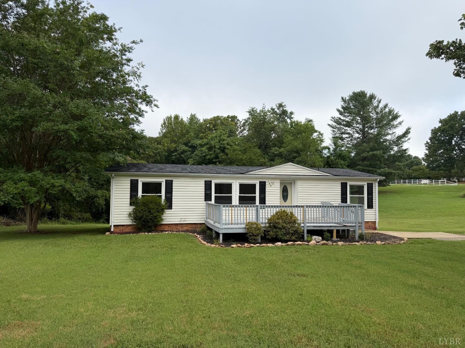 134 John's Creek Road Madison Heights, VA 24572 - Photo 2 of 26