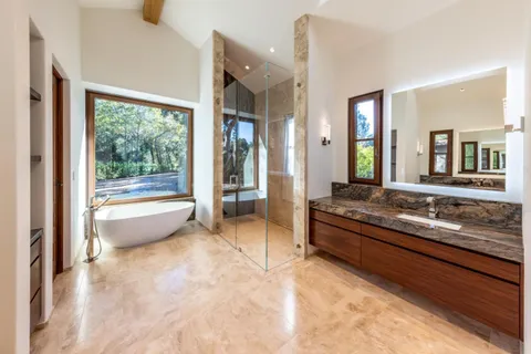 $68,000,000 | 7 Blue Ridge Lane, Woodside, CA 94062