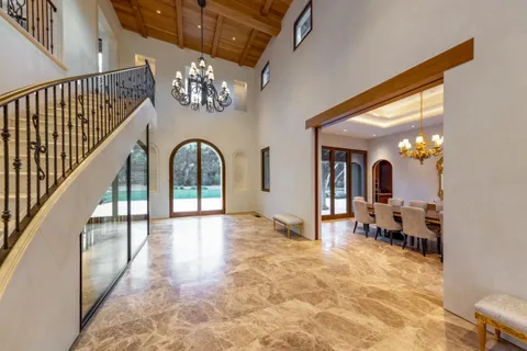 $68,000,000 | 7 Blue Ridge Lane, Woodside, CA 94062