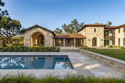 $68,000,000 | 7 Blue Ridge Lane, Woodside, CA 94062