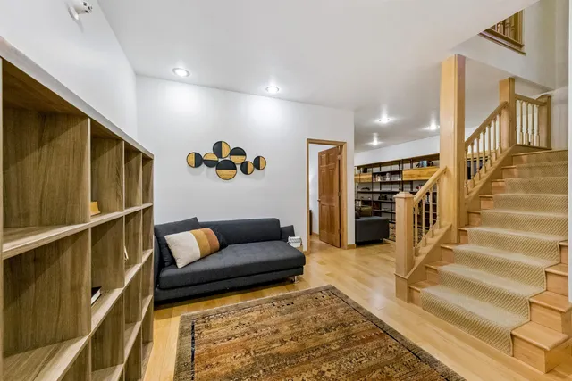 $1,950,000 | 12705 Falcon Point Place, Truckee, CA 96161