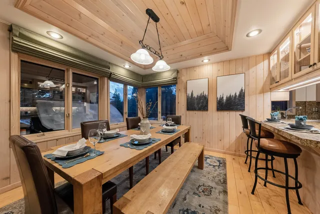 $1,950,000 | 12705 Falcon Point Place, Truckee, CA 96161