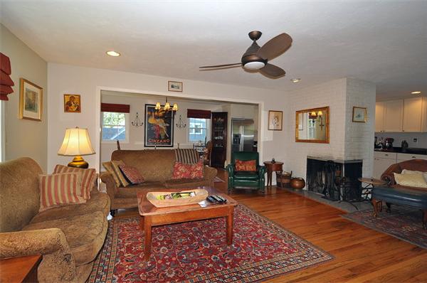 9 Wilogreen Road Natick, MA 01760 - Photo 3 of 17 Gallery Image 3