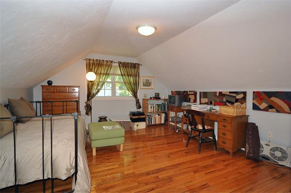 9 Wilogreen Road Natick, MA 01760 - Photo 9 of 17 Gallery Image 9