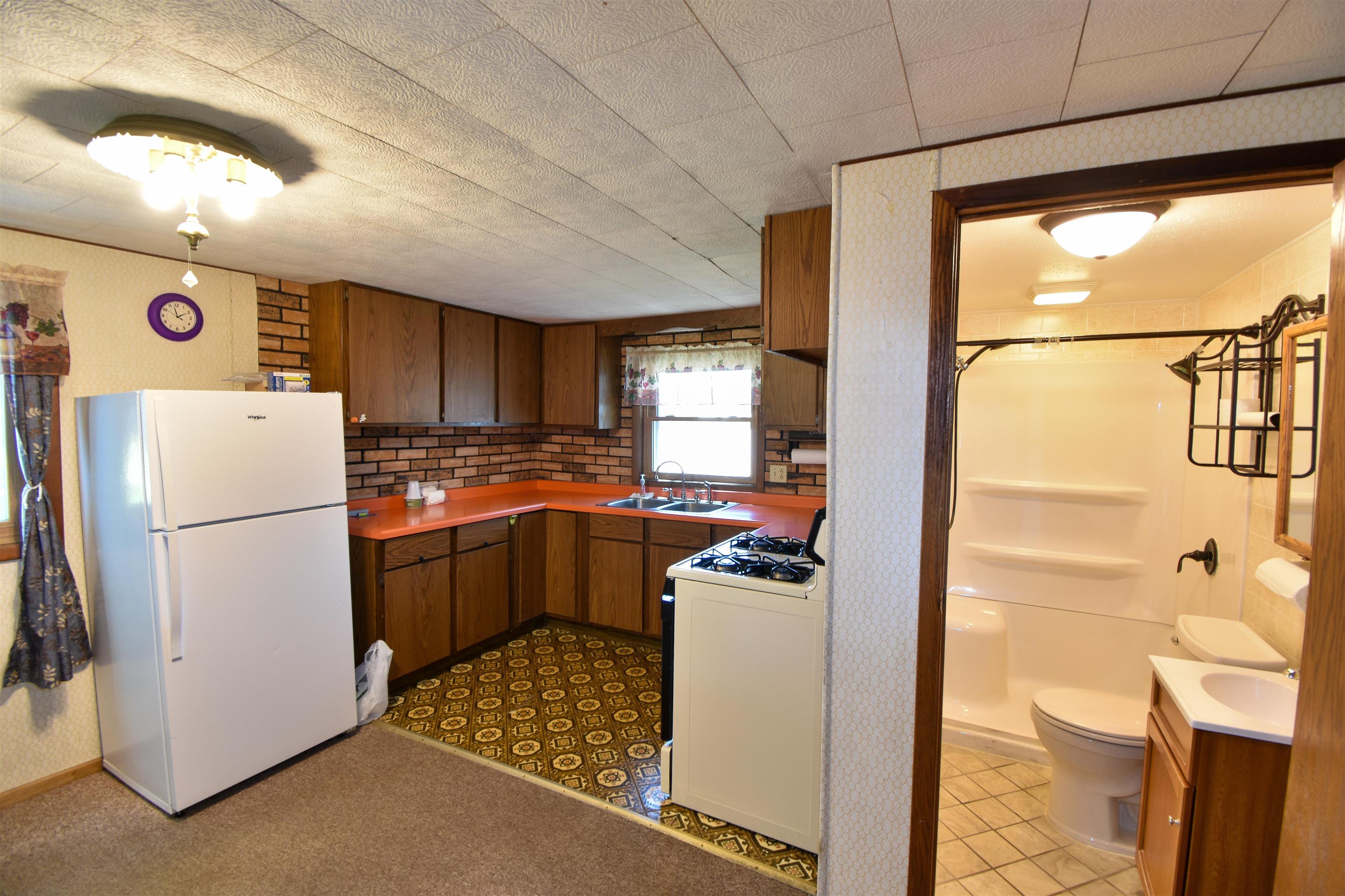 2517 Warner Street Stevens Point, WI 54481 - Photo 7 of 19
