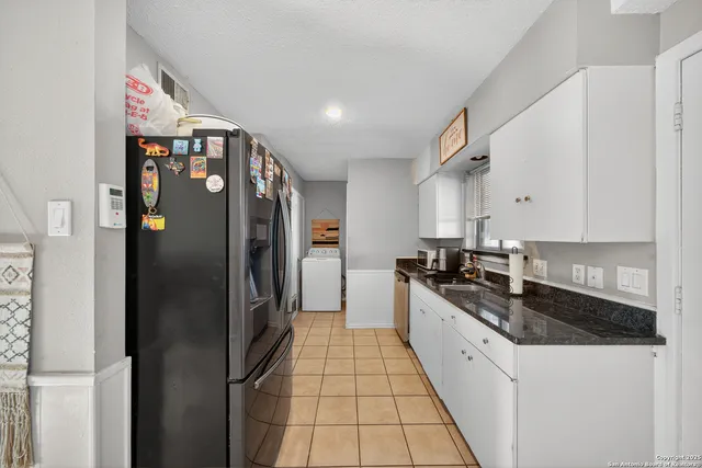 $115,000 | 129 East Silver Sands Drive, Unit 129, San Antonio, TX 78216