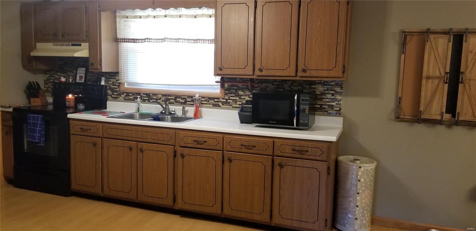 2220 Gape Hollow Road Harrisburg, IL 62946 - Photo 12 of 28 Gallery Image 12