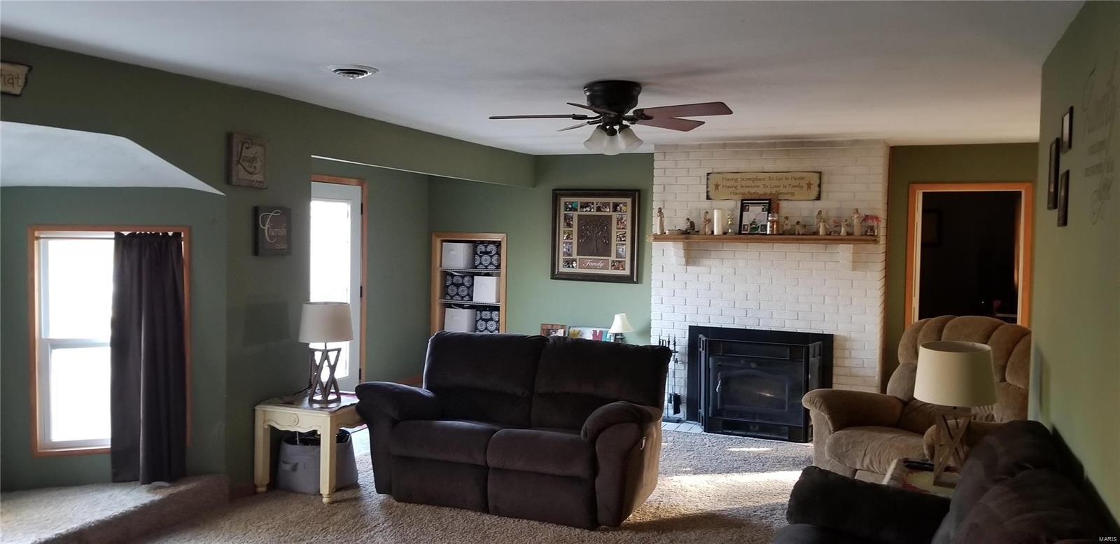 2220 Gape Hollow Road Harrisburg, IL 62946 - Photo 5 of 28 Gallery Image 5