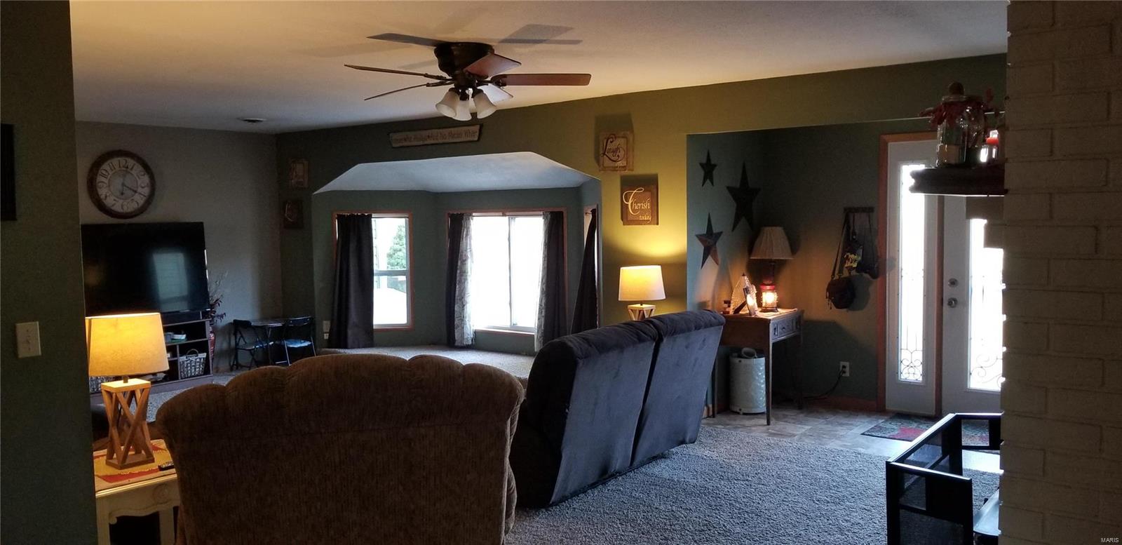 2220 Gape Hollow Road Harrisburg, IL 62946 - Photo 6 of 28 Gallery Image 6
