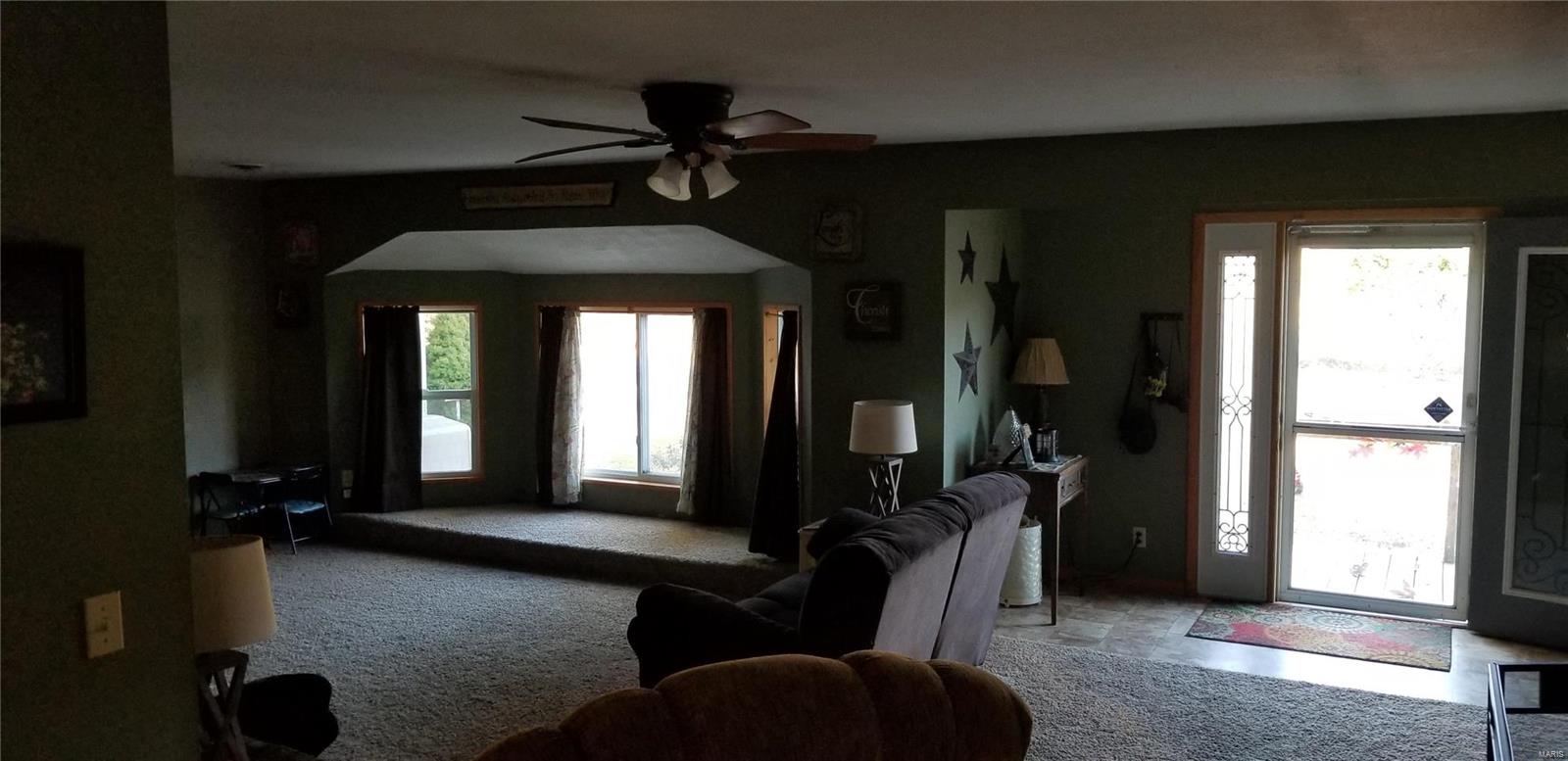 2220 Gape Hollow Road Harrisburg, IL 62946 - Photo 7 of 28 Gallery Image 7