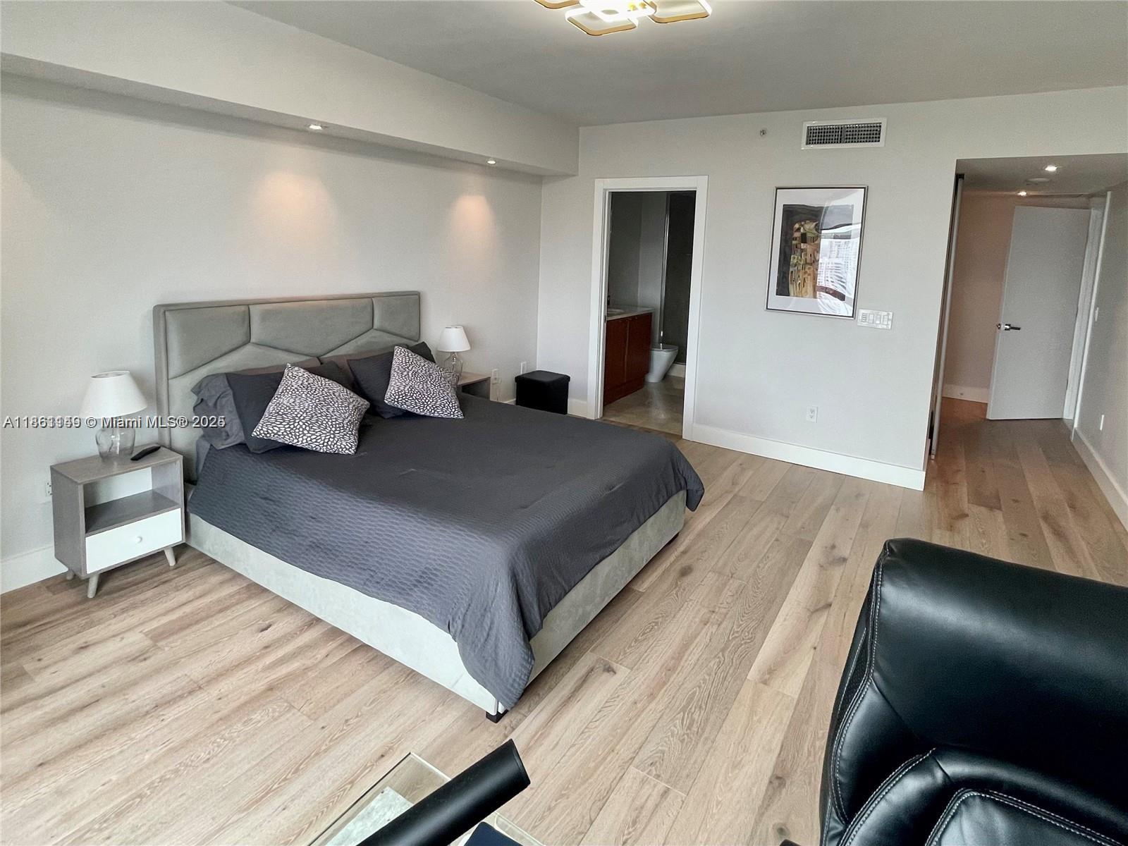 3301 Northeast 183rd Street, Unit 2509 Aventura, FL 33160 - Photo 15 of 30