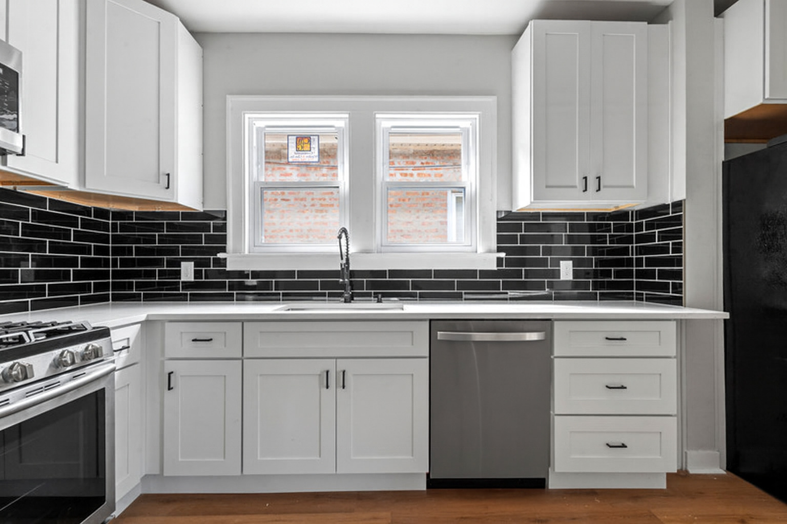 602 East 88th Place Chicago, IL 60619 - Photo 11 of 33