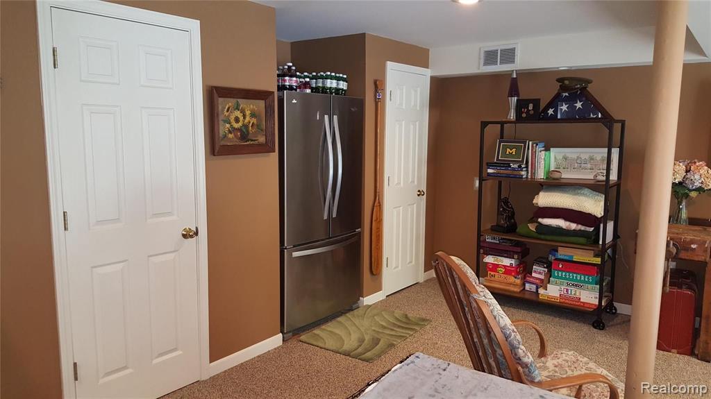 133 Saxon Court Rochester Hills, MI 48307 - Photo 39 of 42