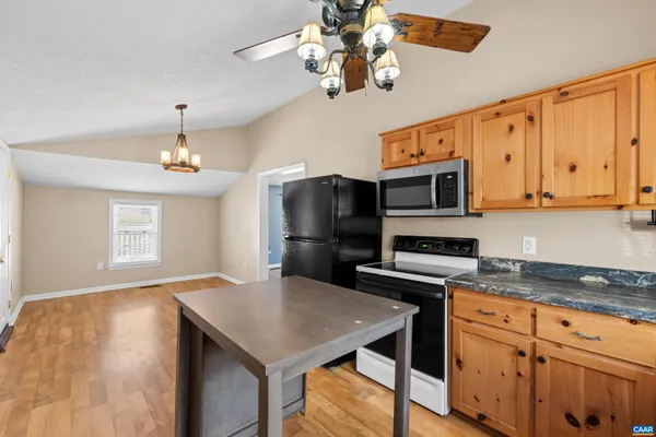 $230,000 | 276 East 29th Street, Buena Vista, VA 24416