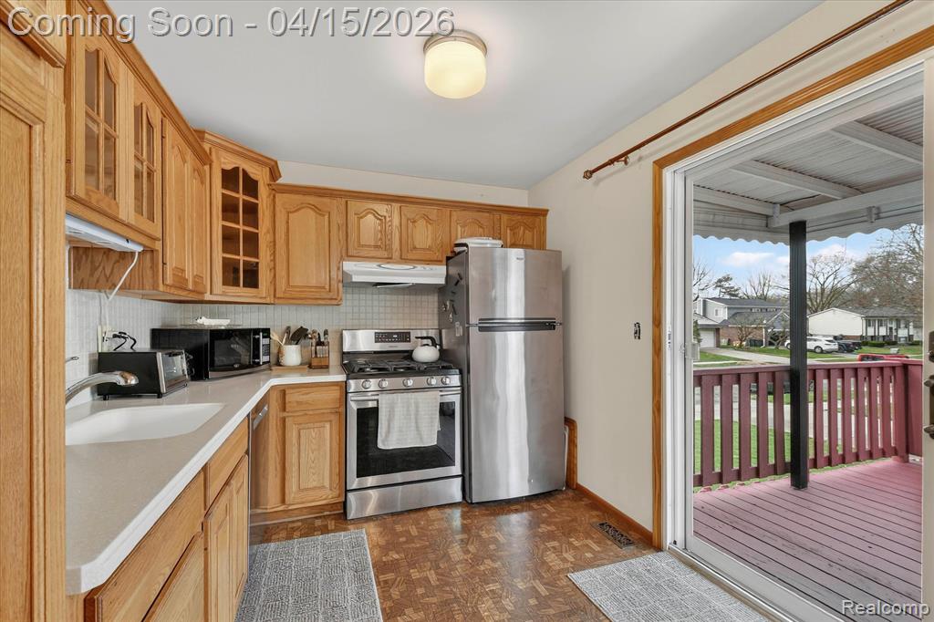 9187 Sheldon Road Plymouth, MI 48170 - Photo 22 of 47 Gallery Image 22