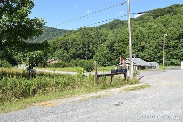 132 Eagles Path Boone, NC 28607 - Photo 8 of 10 Gallery Image 8
