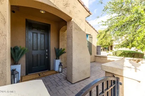 $674,900 | 152 West Rosemary Drive, Chandler, AZ 85248