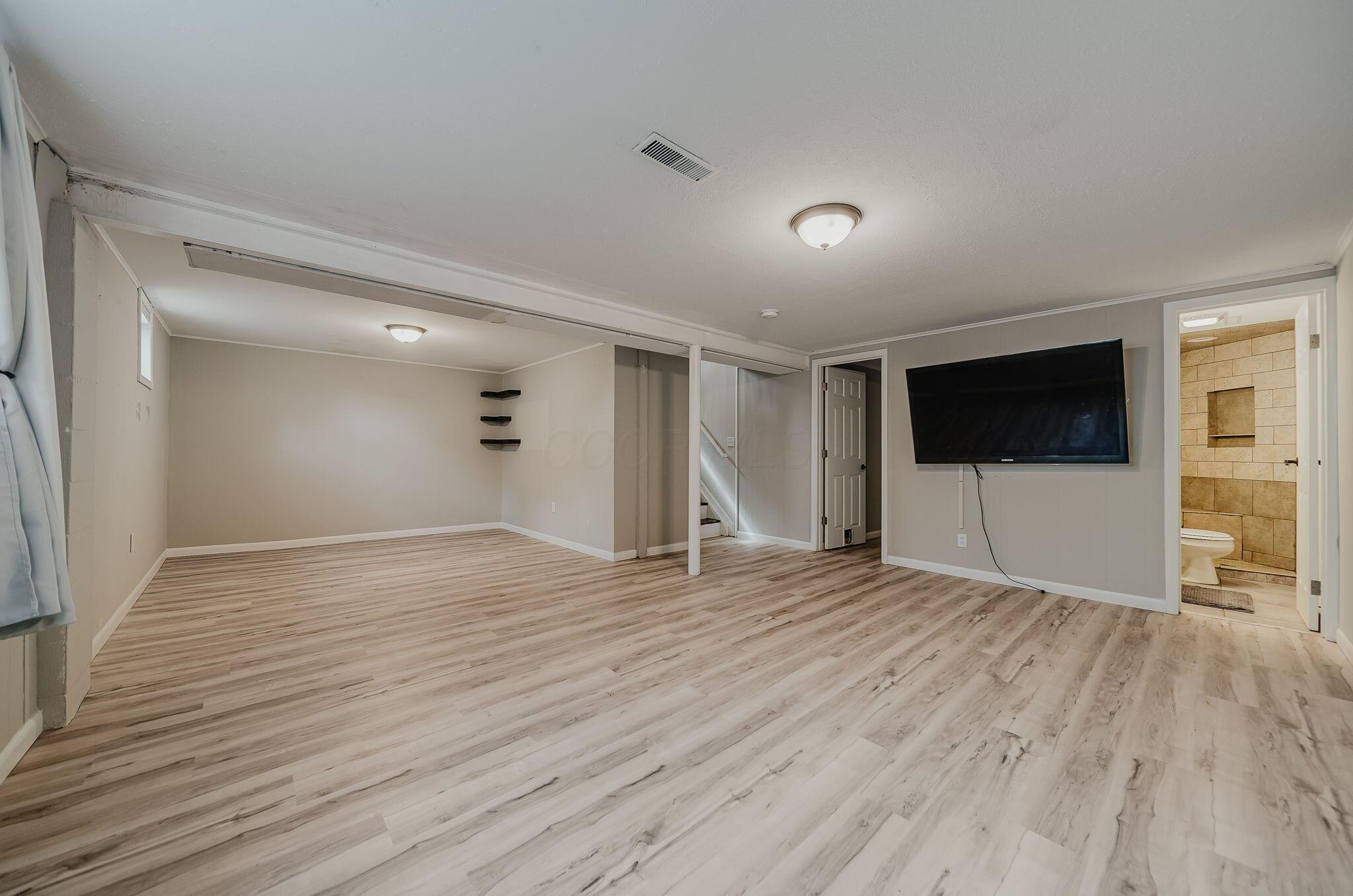 5135 Fairlane Road Columbus, OH 43207 - Photo 30 of 55 Rec room