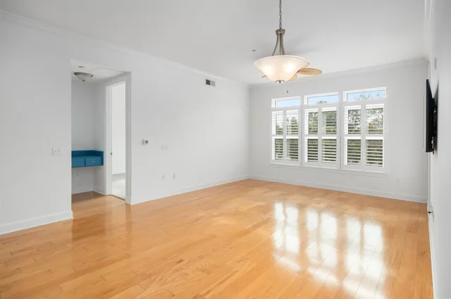 $615,000 | 135 Pier View Street, Unit 106, Charleston, SC 29492