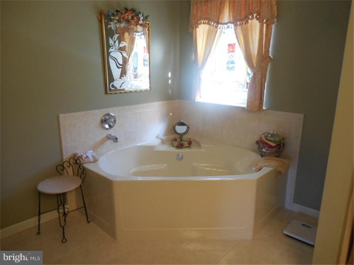 4330 Crosswicks Hamilton Square Road Hamilton, NJ 08691 - Photo 17 of 24