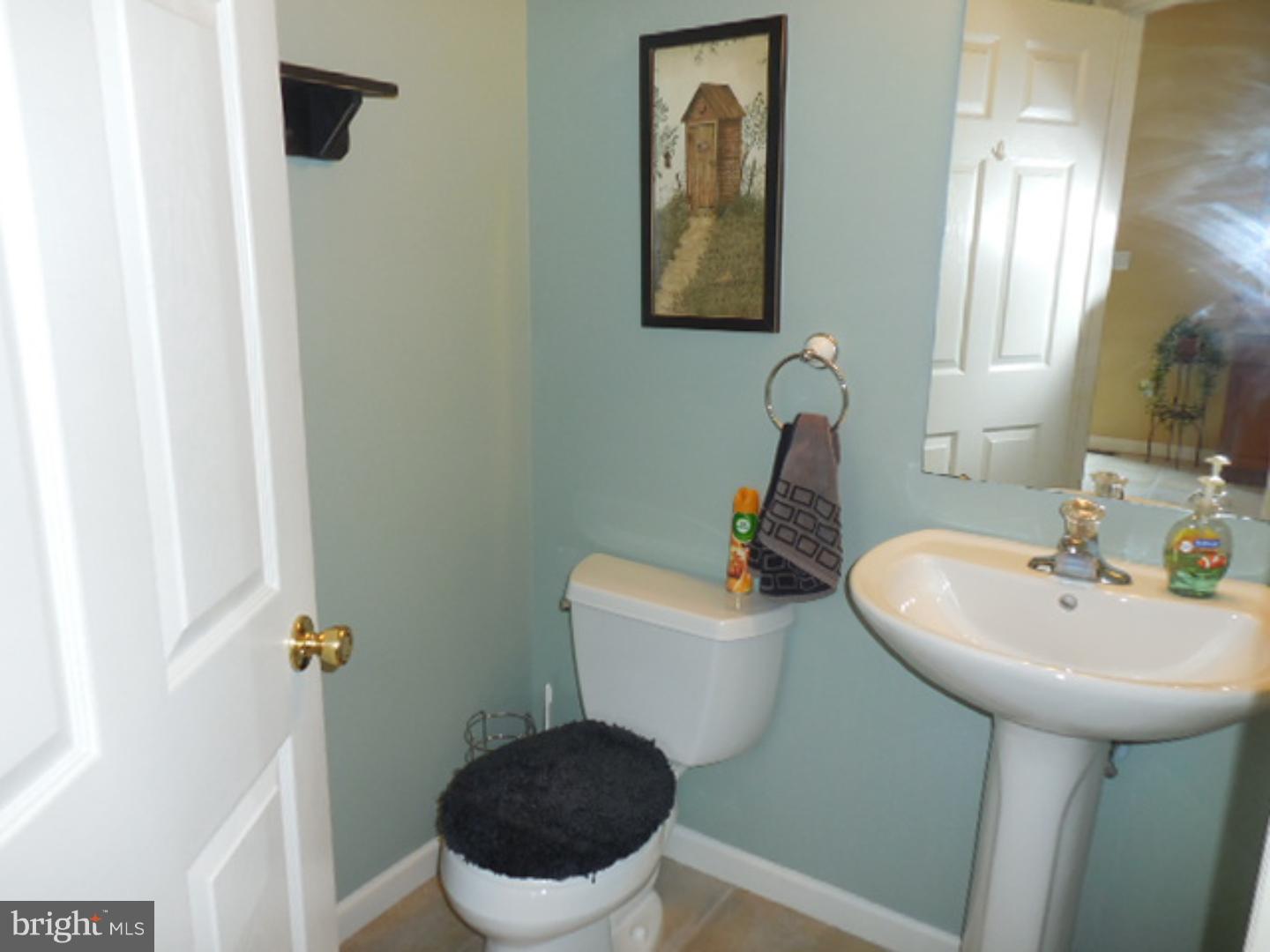 4330 Crosswicks Hamilton Square Road Hamilton, NJ 08691 - Photo 7 of 24