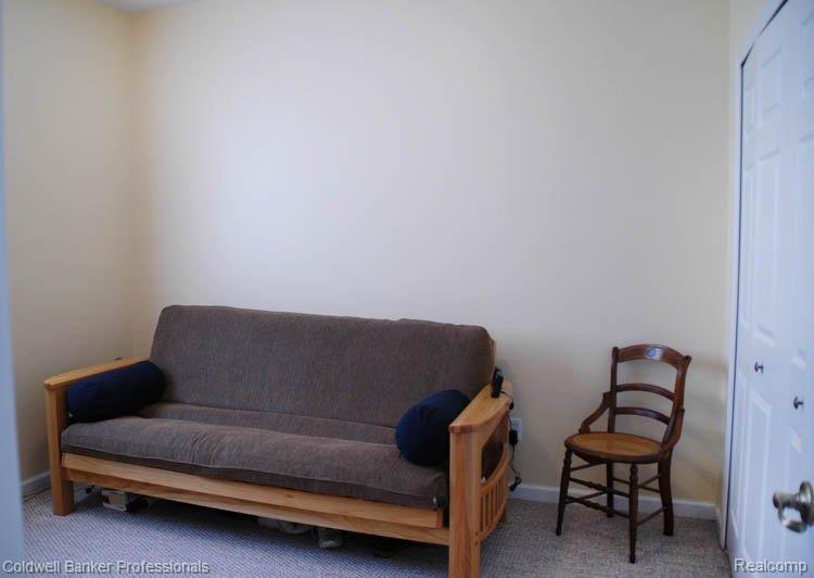 3032 Grand Park Rochester, MI 48307 - Photo 11 of 25 Guest Room w/ Bathroom off Kit