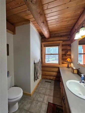 $749,000 | 2646 1 1/2 Street, Cumberland, WI 54829