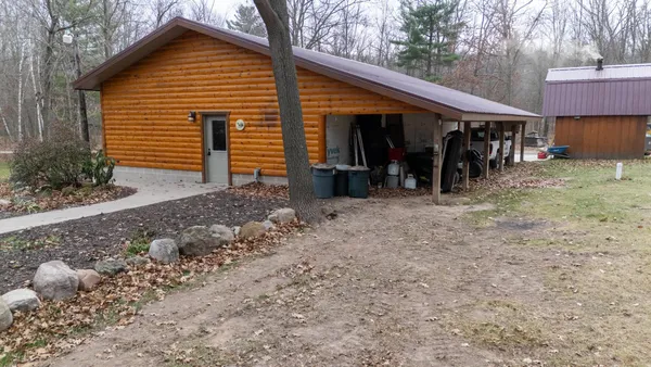 $749,000 | 2646 1 1/2 Street, Cumberland, WI 54829