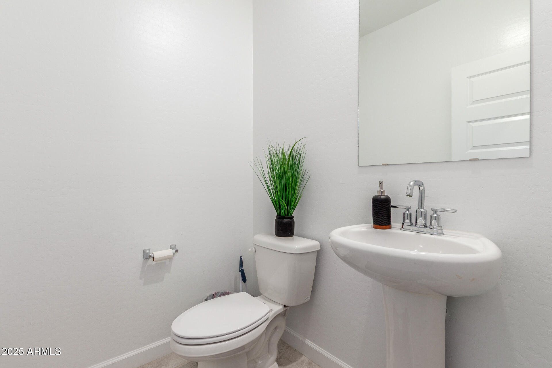 2102 West Sable Avenue Apache Junction, AZ 85120 - Photo 10 of 36 11 Sable Powder bathroom